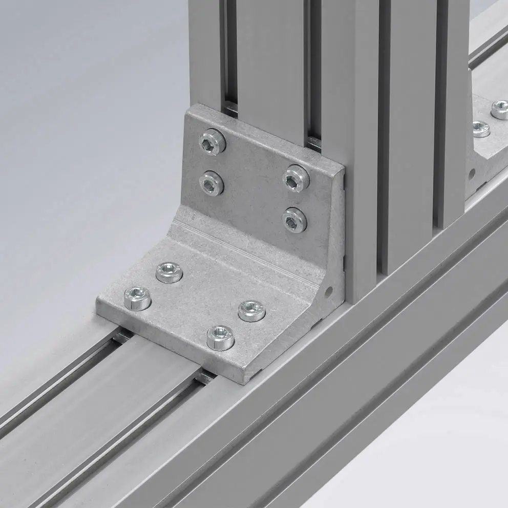 Profile Serie 50 montiert mit Winkel C90s