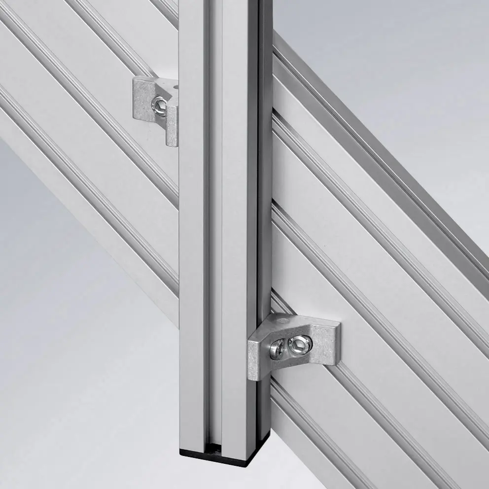 Profil Serie 40 montiert mit Winkel E25