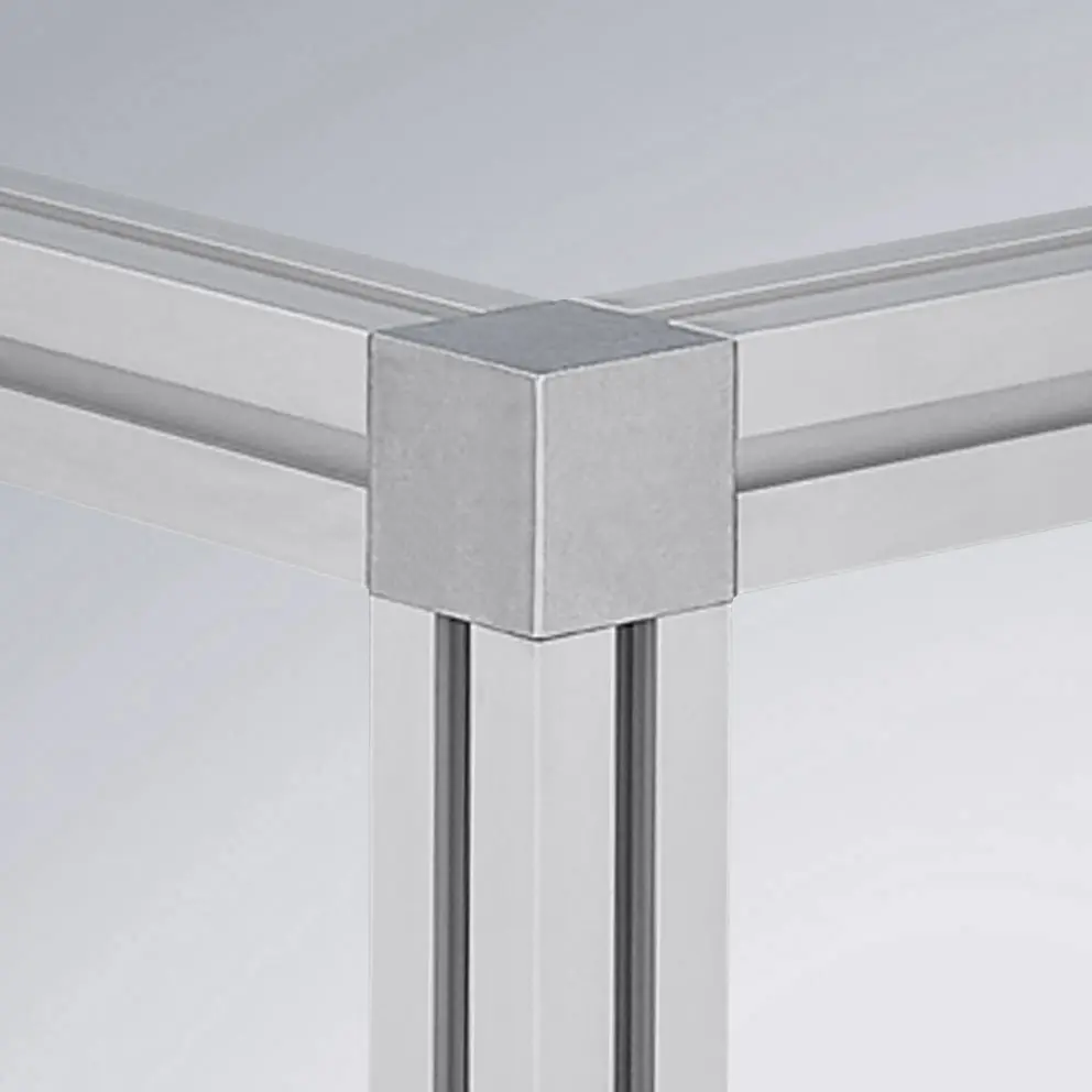 3 Profile montiert mit Eckknoten 39