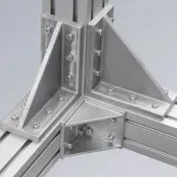 Profile Serie 50 montiert mit Winkelkonsole 16 und 05