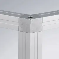 3 Profile im Winkel montiert mit Eckknoten
