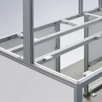 Maschinengestell montiert aus diversen Profilen der Serie 25